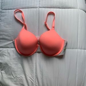 PINK, lightly-lined, T-shirt bra. 36D.